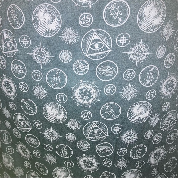 NWOT FANTASTIC BEASTS LIMITED EDITION DRESS SIZE18 - Picture 6 of 14